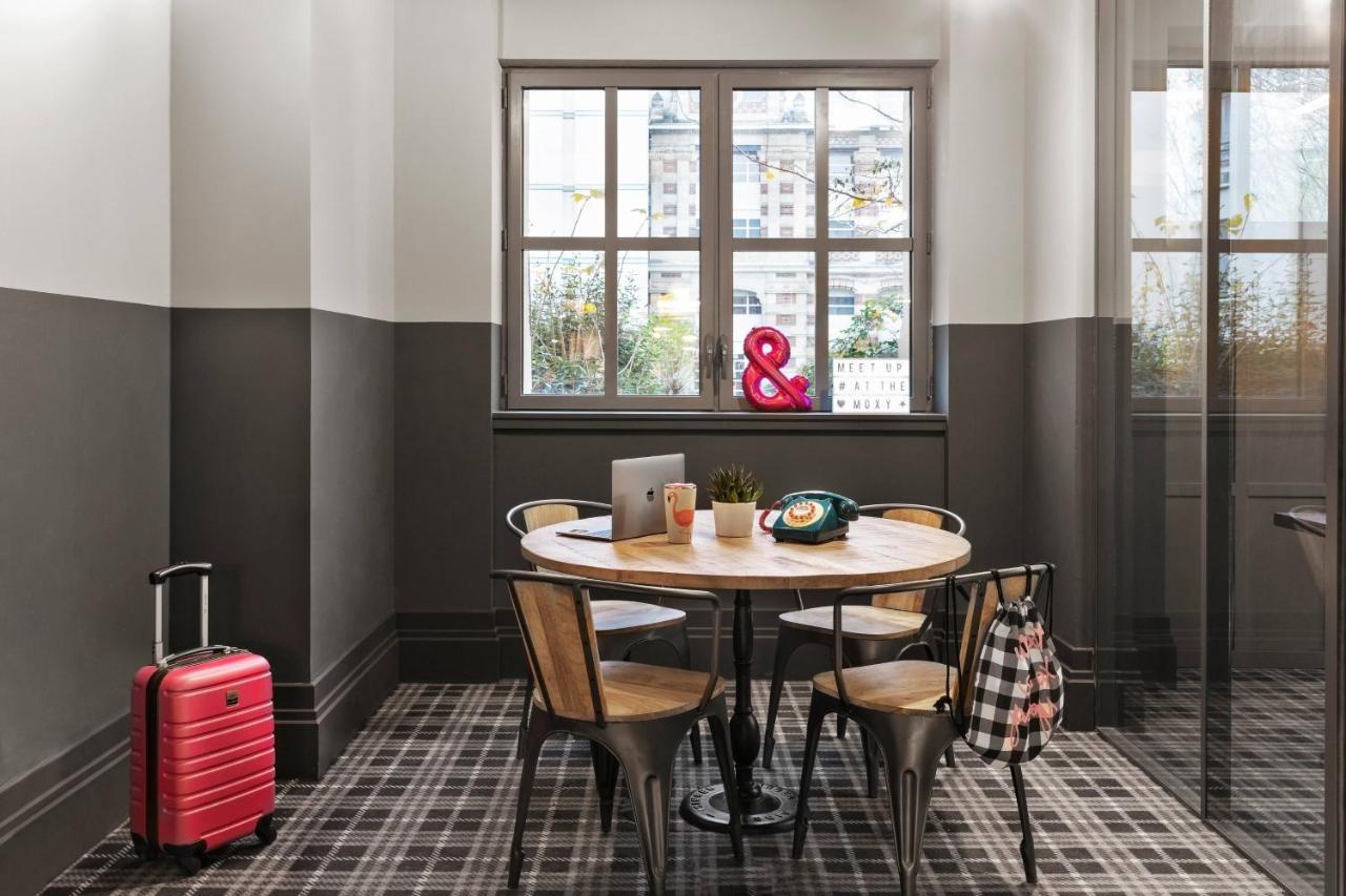 Moxy Lille City Экстерьер фото